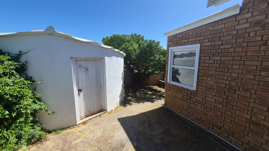 3 Bedroom Property for Sale in Vleesbaai Western Cape